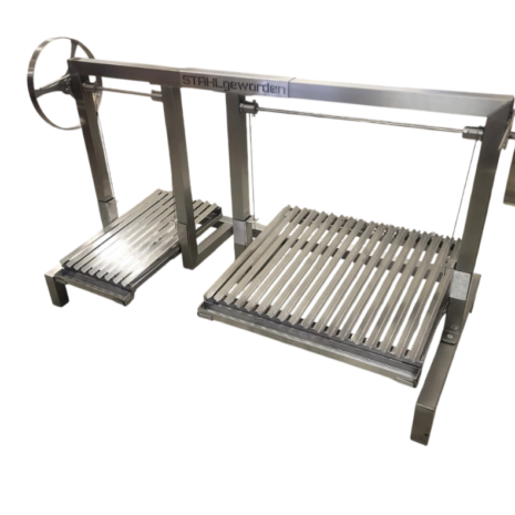Gastrogriller-Asado, mit Kurbel seitlich und V-Shape Roste