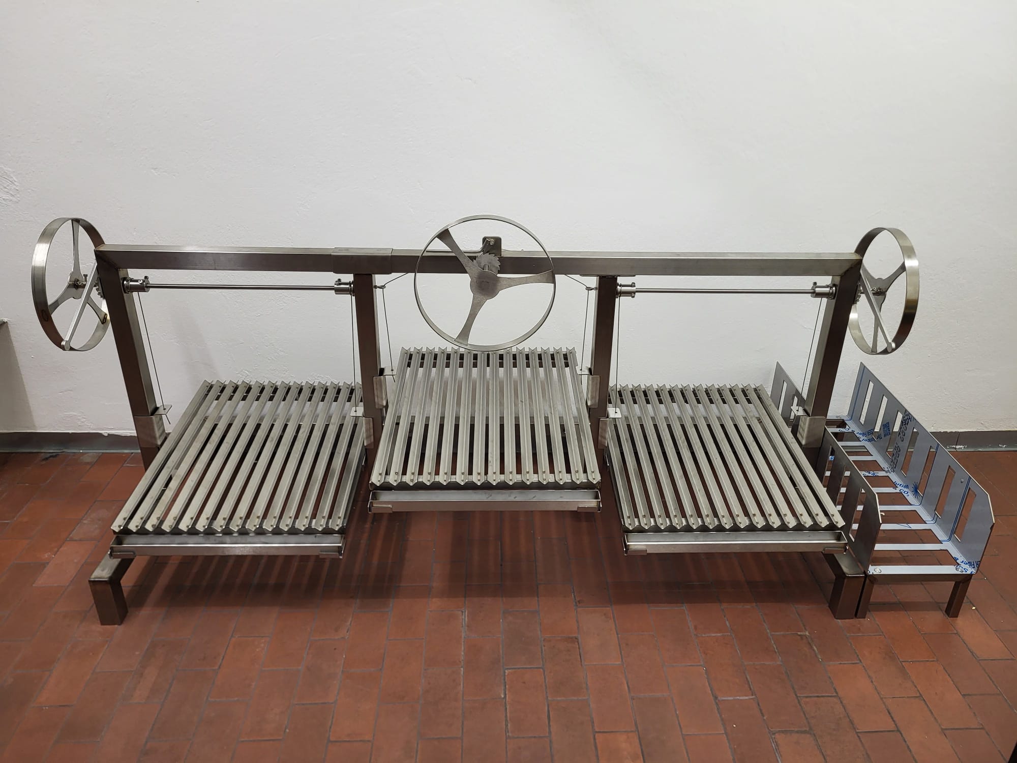 Neu! Triple-Grill von asadogrill.at mit Drei Grill Zonen